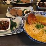 上海料理 四季陸氏厨房 - 