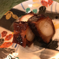 鮨処 石ばし - 煮ダコ。まずはこれから。