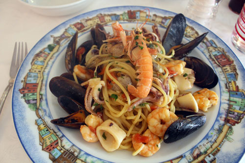 Trattoria Al Gatto Nero Da Ruggero ムラーノ島イタリアン 食べログ