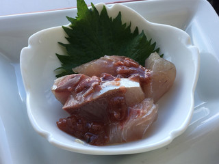 Mihonosekitoudaibiffe - 地魚のカルパッチョ