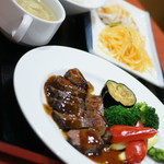 四川食府 - 黒毛和牛ステーキと前菜２点盛り合わせセット（１，２８０円）２０１７年３月