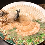 つきじやまもと - ふぐ刺身 見事な菊花盛