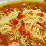 本格湖南料理 李厨 - 剁椒鱼头に面