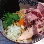 中華そば 四つ葉 - 濃厚たまごのまぜそば¥780