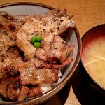 Sumiyaki Butadon Waton - 【豚丼(ミックス) ￥750(税込)】