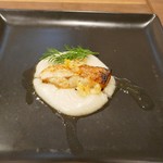 シャトン - のどぐろのポアレと菊芋のピューレ