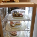 シャトン - ケーキはこの中から選択