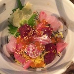 大和屋 音次郎 - 海鮮バラちらし小丼 ¥790