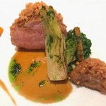 ラ・ベ - メインは子羊のロースト❤️