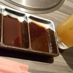 Ham Bun - ドリンク各250円・オレンジジュース、ウーロン茶