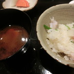 井本 - 赤だしと漬物で