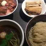 煮干し中華そば一燈 - 淡麗煮干し細つけ麺+ローストビーフ丼(ハーフ)