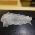 鮨 はしもと - ヒラメの昆布締め