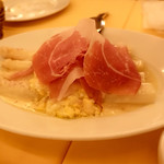 トラットリア ケ パッキア - 2017/2_ホワイトアスパラガスと生ハム