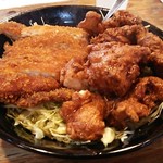 焼鳥居酒屋 ひびきやキッチン２・３ - W丼（鶏カツ＆唐揚げ）