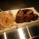 鉄板台所 かちゃぐり屋の とっとき - 牛タン