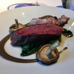 レフェルヴェソンス - 囲炉裏の火〜七谷鴨を薪で、ソース・アバ、ホタテと焼き海苔のジュ、椎茸、縮みほうれん草