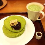 うめぞの カフェアンドギャラリー - 抹茶のホットケーキセット
