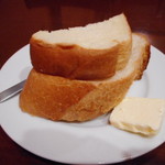 ビストロ アオキ - パン