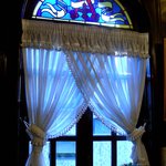 3階の窓。店内はちょっと狭いけどクラシックでいい雰囲気