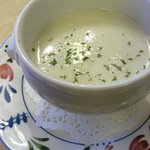 カリフラワーのスープ！美味しい♪