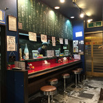 博多ラーメン まるひで - 店内…カウンター席