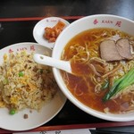 香苑 - ラーメン&半チャーハン750円