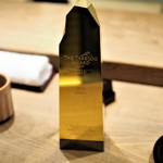 虎白 - 食べログアワードの盾