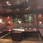 ステーキ＆ワイン オクソン - 地下 内観