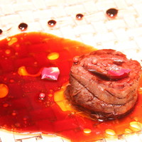 肉割烹 無膳福助 - 牛ヒレ肉とフォアグラのミートロール