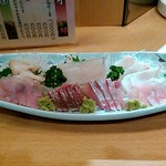 Kisshoutei Sushi Robata - お刺身盛り合わせ