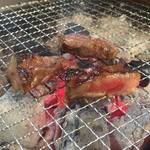 炭火焼肉ホルモン 雄 - カルビ