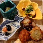 むろまち 加地 - 八寸　蛸　このわたとすり身をクルトンであげたの　うるい　黒豆