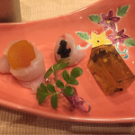 うつぼ ふく - 前菜（フグの煮凝り、フグ刺しキャビアのせ、フグ刺しカラスミ包み）