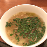 ニクジュウハチ - 本日の肉プレートのスープ