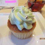 THE ORIENT - ウェディングケーキ（カップケーキ）