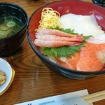 海鮮ダイニング 丼 - 