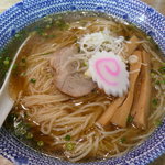 麺や 晴れる家 - 晴れる家らーめん(750円＋大盛り100円)