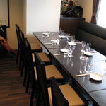 香港料理・リップスティック - 【個室：翡翠】 6～14名様迄ご利用可能　◆特徴：家族や友人の記念日や誕生日にお使いください。