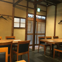 和牛料理 要 - 扉を開けるとこんな感じ