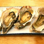 まるは食堂旅館 - 焼き牡蠣☆