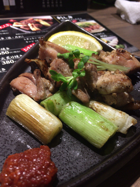 Tori Sumibi Aburi Yaki Senmon Ten Tonariya