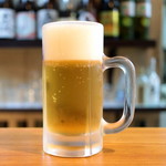 おおとり - 生ビール 中 (500円) '16 4月上旬