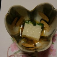 名古屋コーチン・旬菜 一鳳 金山本店 - つきだし(とろろ豆腐)