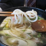 手打ち釜あげうどん 禅 - 鴨南うどんのアップ