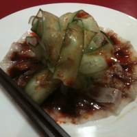 赤坂 四川飯店 - 前菜、雲白肉。さっぱりとしながらも絶妙な味付け