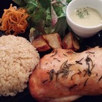 トリヤサイ - プレートランチ