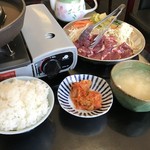 Hokkaidoushiki Jingisukan Jinjin - ジンギスカン定食