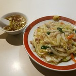 中華料理 ミッキー飯店 - とりあんかけやきソバとスープ　2017.3