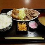 野方食堂 - Ａ定食です。最強コンビ　2017.3